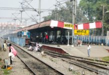 जबरन ले जाने की सूचना पर 113 बच्चों को ट्रेन से जीआरपी ने बरेली जंक्शन पर उतारा