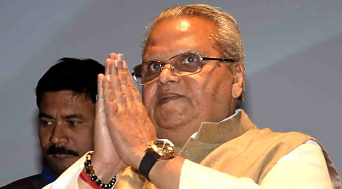 आतंकी बेगुनाहों की हत्या ना करें, उन्हें मारें जिन्होंने कश्मीर को लूटा : राज्यपाल