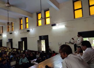 अत्याचार पर बालिकाओं को तोड़नी होगी चुप्पी : डा. एस सी त्रिपाठी