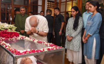 दिल्ली की सबसे लोकप्रिय मुख्यमंत्री शीला दीक्षित का निधन, श्रद्धांजलि देने पहुंचे दिग्गज