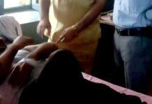 पत्रकार से अभद्रता करने पर चौकी इंचार्ज सहित चार पुलिस कर्मी निलंबित