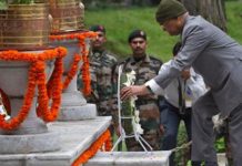 राष्ट्रपति कोविन्द ने चिनार कोर युद्ध स्मारक पर दी कारगिल के शहीदों को श्रद्धांजलि