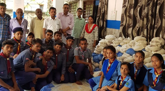 सीतामढ़ी में रेडक्रॉस ने बाढ़ पीड़ितों को दी राहत