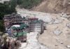उत्तराखंड : बाढ़ ने मचाई तबाही , कई मलबे में दबे