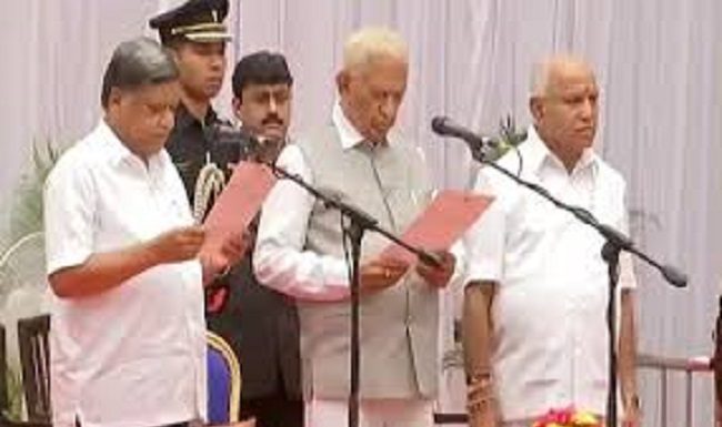 कर्नाटक : मंत्रिमंडल का विस्तार,17 नए मंत्रियों ने ली शपथ