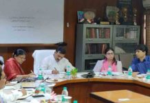 अब UP के सरकारी स्कूलों में 15 मिनट योग शिक्षा होगी अनिवार्य