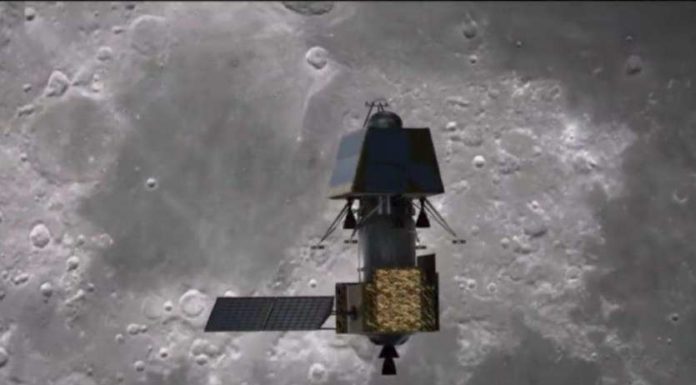 चंद्रयान-2 : विक्रम लैंडर से ऑर्बिटर हो रहा कनेक्ट, वैज्ञानिक संपर्क साधने में जुटे- इसरो चीफ