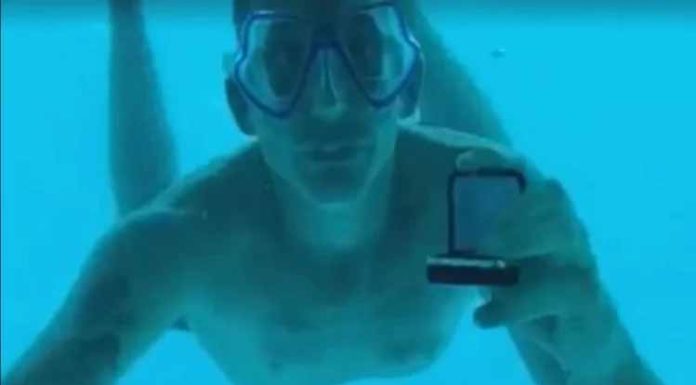 जब पानी के अंदर प्रेमिका को किया प्रपोज तो हुआ बड़ा हादसा