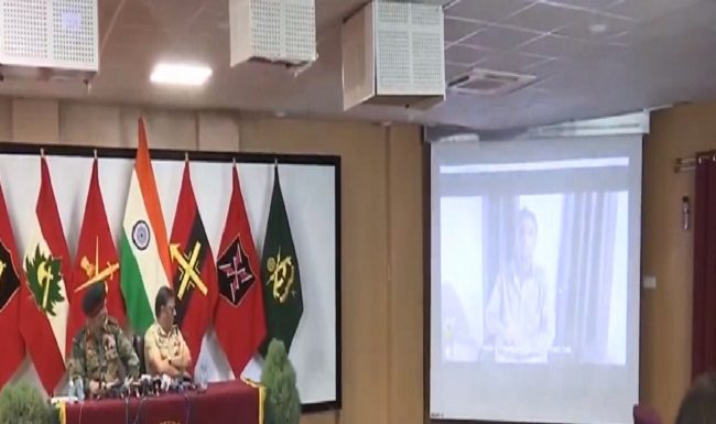 सेना ने लश्कर के 2 आतंकियों को किया गिरफ्तार