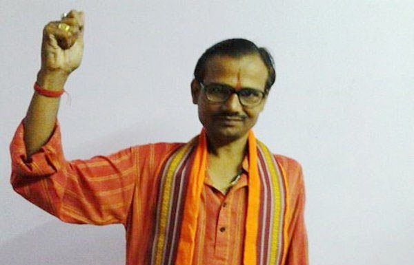 लखनऊ में दिनदहाड़े हिन्दू महासभा के नेता रहे कमलेश तिवारी की गला रेतकर हत्या