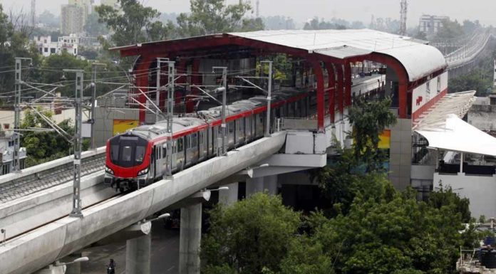 लेखराज मेट्रो स्टेशन पर हुआ पेय जल एटीएम का अनावरण