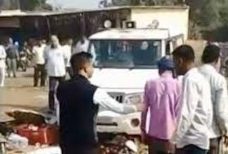 हापुड़ के मंडी परिषद के सचिव किये गये प्रतीक्षारत