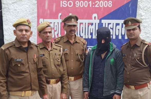 पूर्व न्यायाधीश के पति के खाते से लाखों रुपये निकालने वाला जालसाज गिरफ्तार