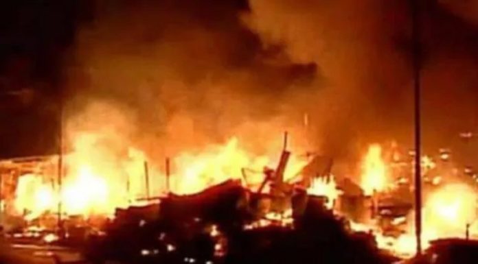 मुंबई : फैक्ट्री में लगी भीषण आग से दो की मौत