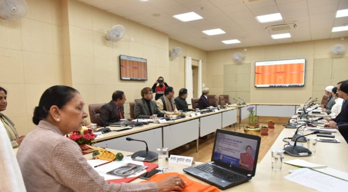 विश्वविद्यालय नैक मूल्यांकन के लिए मानक के अनुसार तैयार करें प्रस्तुतिकरण-आनंदीबेन