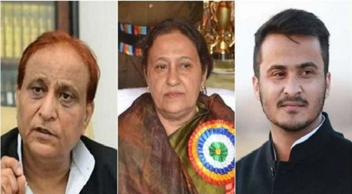 सपा सांसद आजम खान की मुश्किलें बढ़ी , पुलिस ने संपत्ति कुर्की की कराई मुनादी , घर में नोटिस चस्पा