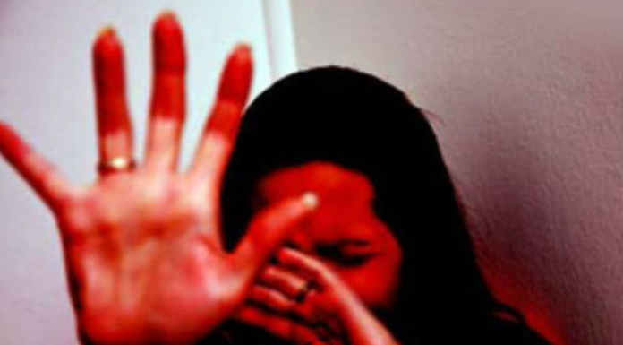 अब क्राइम ब्रांच के इंस्पेक्टर पर दुष्कर्म का केस दर्ज , SSP ने सस्पेंड किया