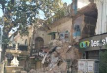 बड़ा हादसा टला : लखनऊ के इमामबाड़ा सिब्तैनाबाद का मुख्य गेट अचानक गिरा