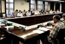 यूपी में कर्मचारियों को त्यौहारों पर अग्रिम धनराशि मिलने का मिल सकता है तोहफा