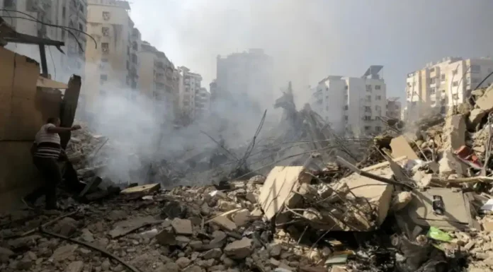 इजराइल का गाजा मस्जिद पर हवाई हमला, 18 लोगों की गयी जान