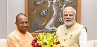 मोदी के प्रेरणादायक 23 वर्ष हर जनप्रतिनिधि के लिए मार्गदर्शक : योगी