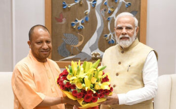 मोदी के प्रेरणादायक 23 वर्ष हर जनप्रतिनिधि के लिए मार्गदर्शक : योगी